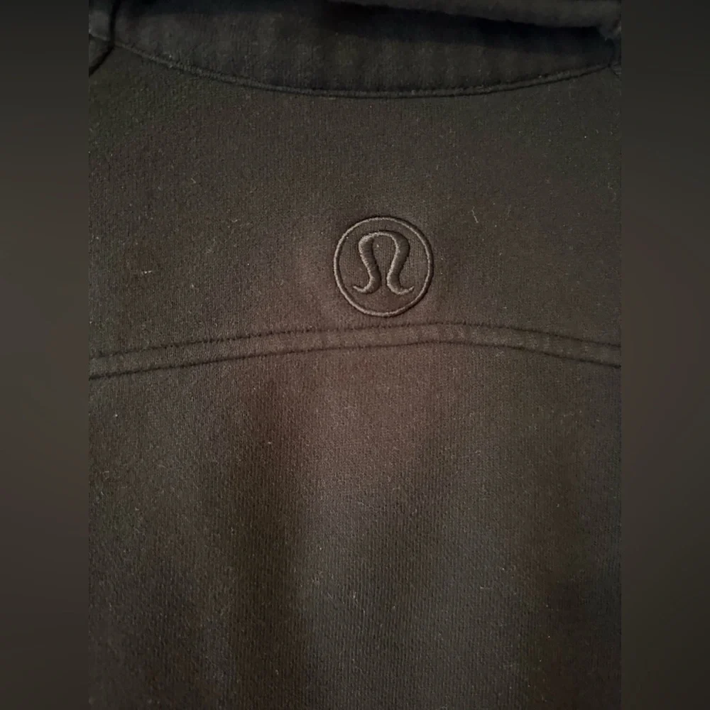 lululemon scuba funnel neck cropped half zip sweater - Picture 4 of 7